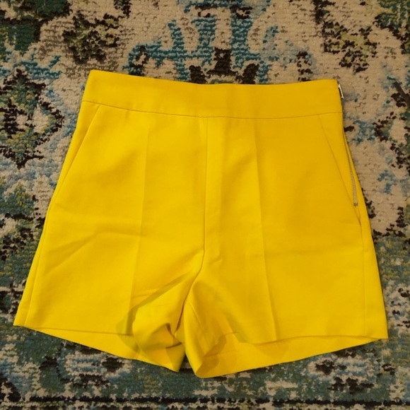 Zara Bright Yellow Side Zipper Shorts - Picture 3 of 4